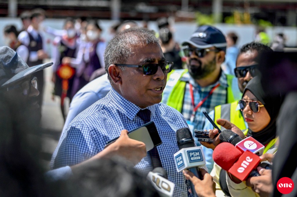 Tourism ministry ge hudhdha aa nulai resort thakuge hissaa badhalukurevey goiy hadhaifi