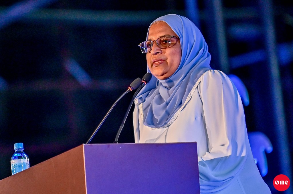 Hukum kuree loan restructure kuran bank aa eku mashvaraa kuramun dhanikoh, hukum isthiunaafu kuraanan: Azimaa