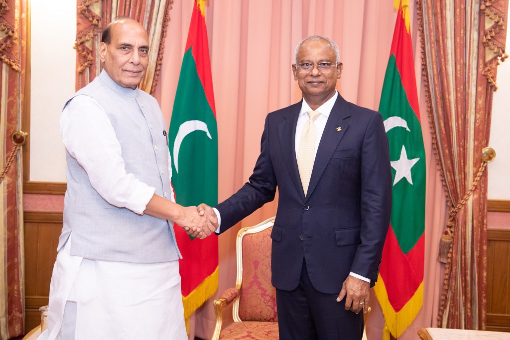 India ge defense Minister Raees Solih aa bahddhalukurahvvaifi