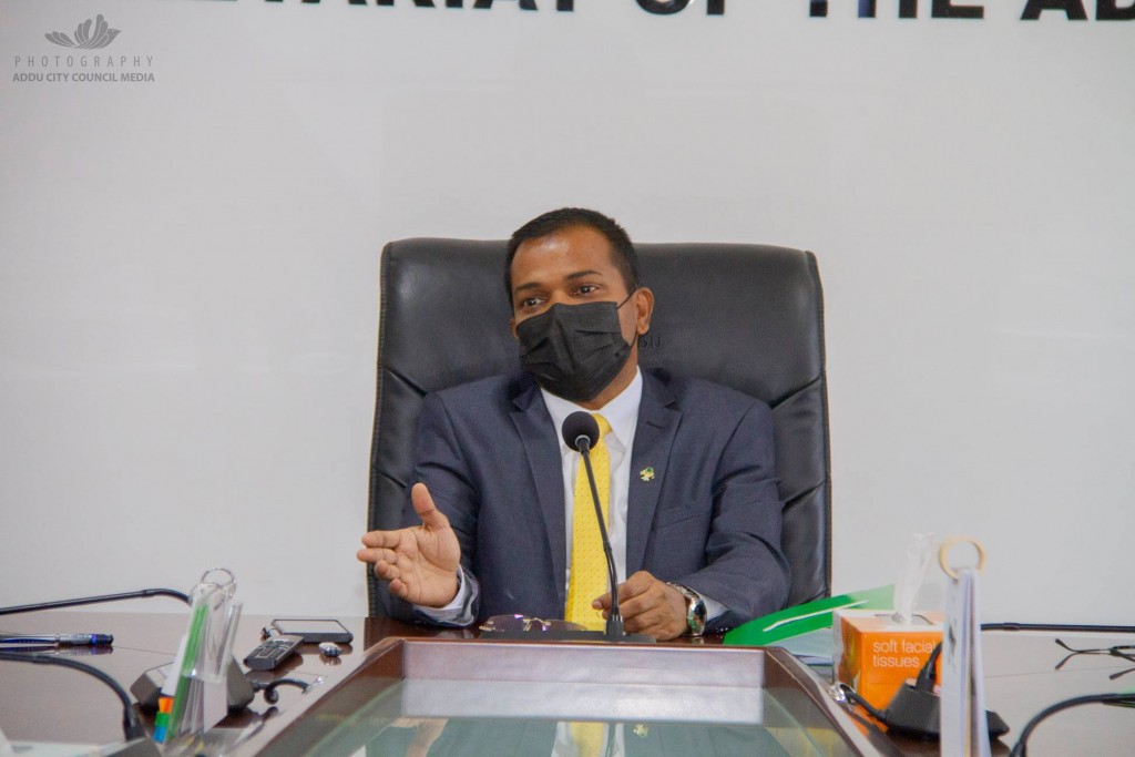 Mihaaru alhaafaivaa fiyavalhu thakaa eku Addu in Covid control kureveyne: Mayor