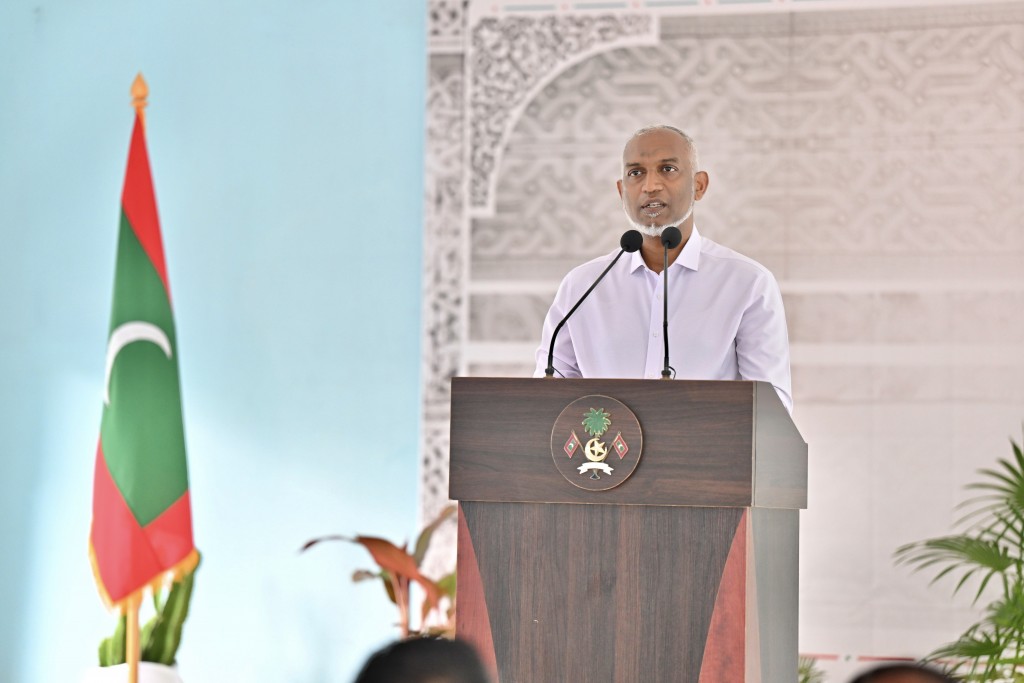 Eaahjjeygai balithah ginaee kasrathu nukurevumaai kulhivaru nukulhevumuge sababun: Raees