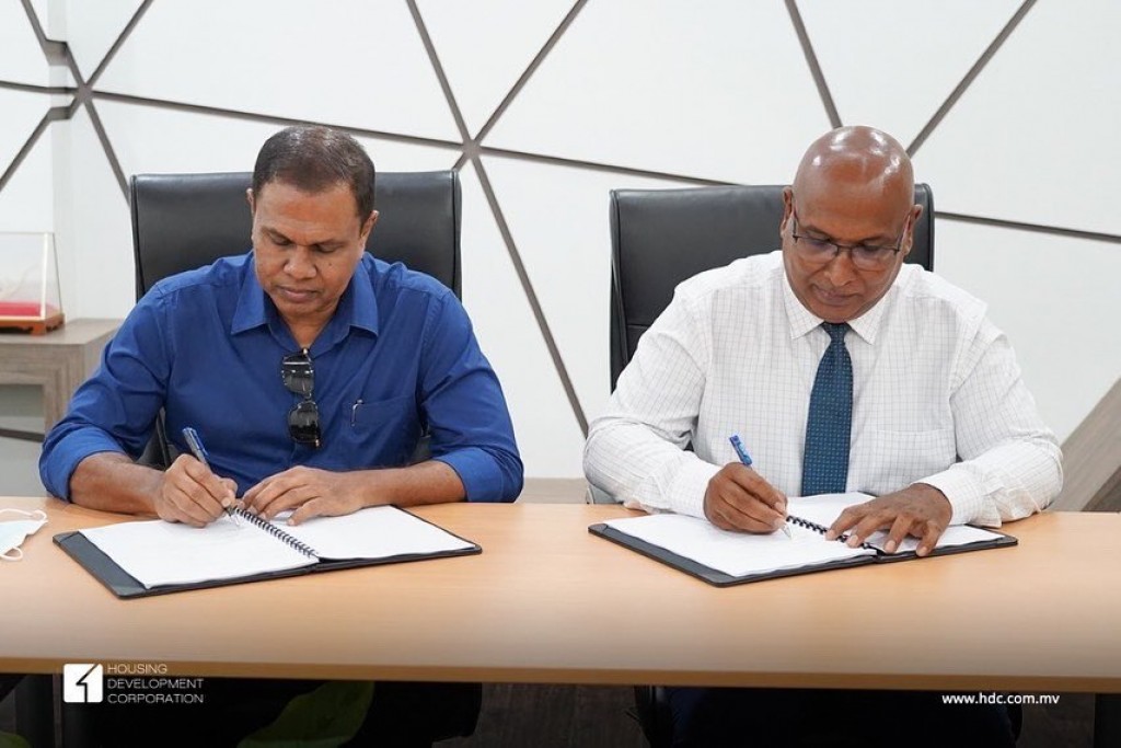 Hulhumale gai parking building eh elhumuge masahkaiy havaalu kohfi