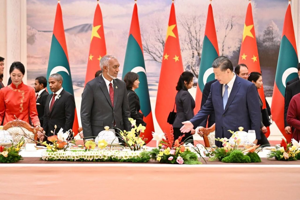 Raees Muizzu ge dhekan'balunnah China ge Raees ge haassa jaafatheh