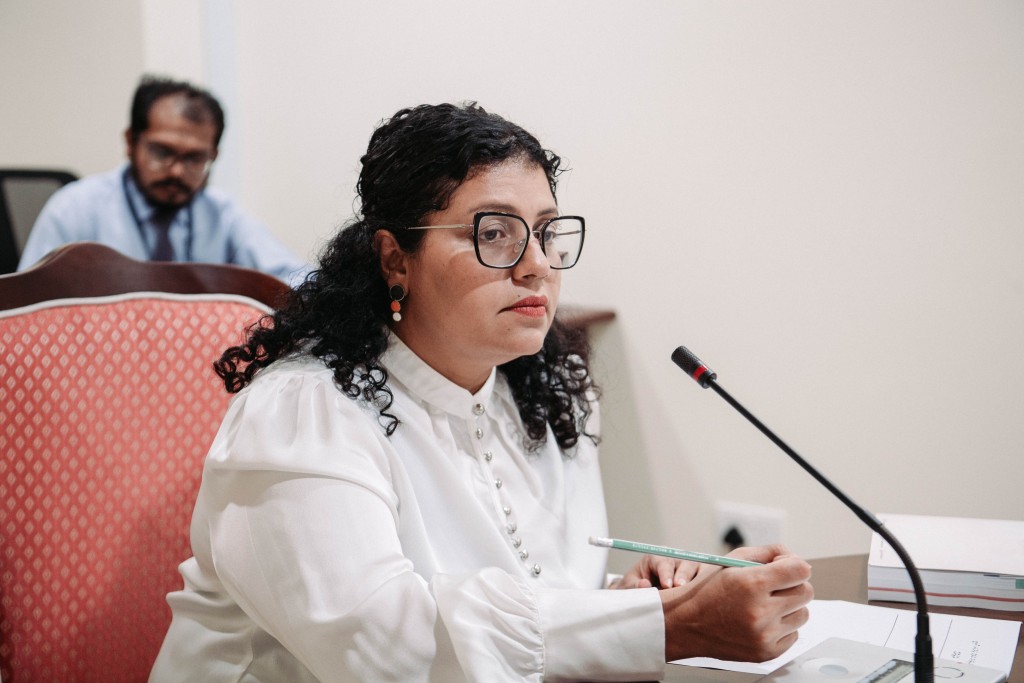 Cesarean thereygai gohorun bodubaeh kafaigendhiya massala human rights committeen balanee