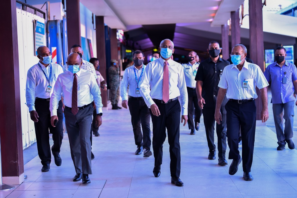 Sarahahdhee airport thah hingan sarukaarun kunfunyeh ufahdhaifi