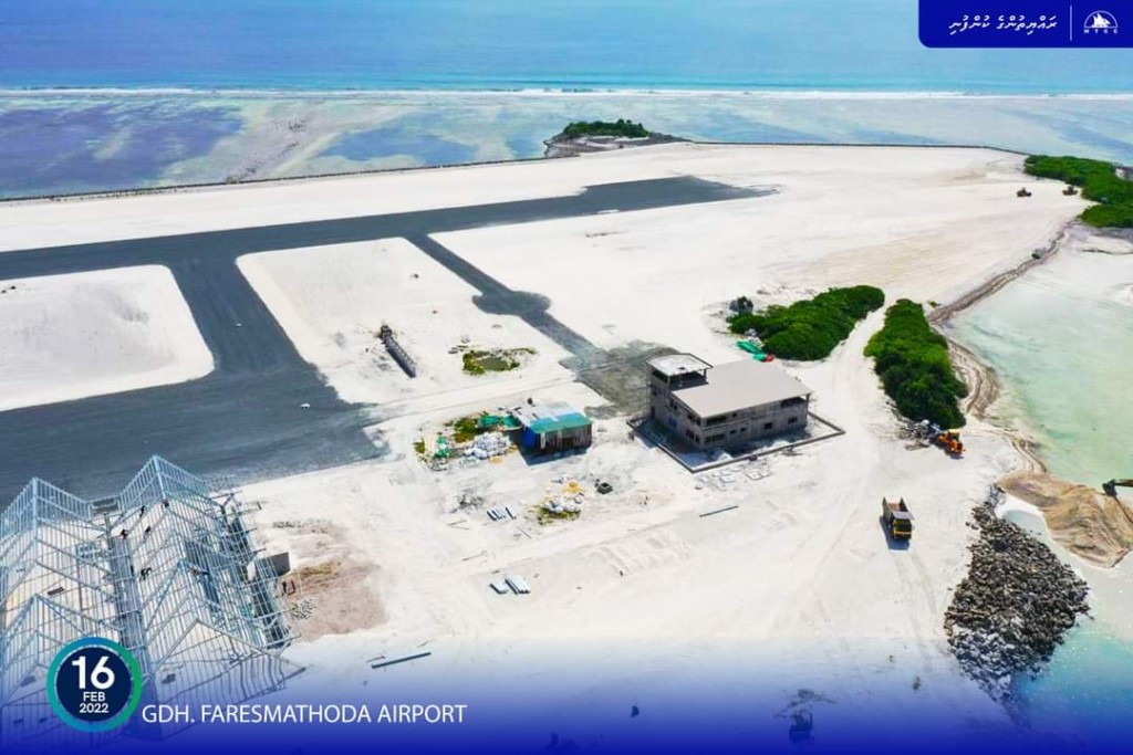 Faresmaathodaa Airport mashroou: Runway ge subgrade masaikathaai ABC masaikaiy ninmaalaifi