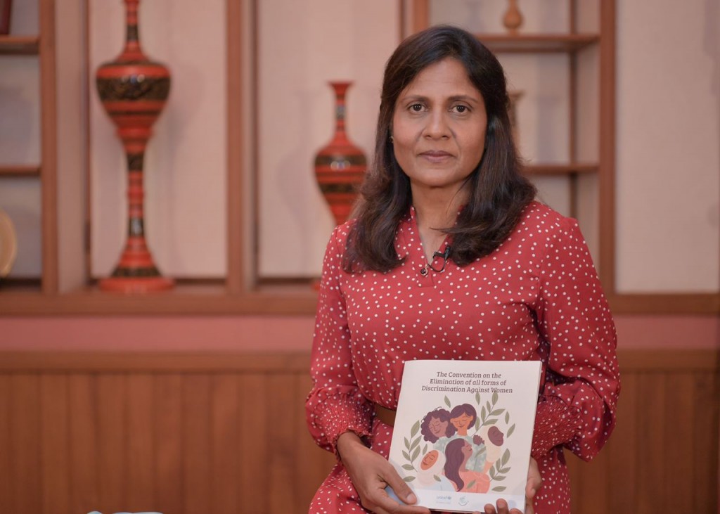 Anhen kudhinge hagguthah rahkatheri kohdhinumakee ekudhinge musthagubalu rahkaatheri kohdhinun: Madam Fazna