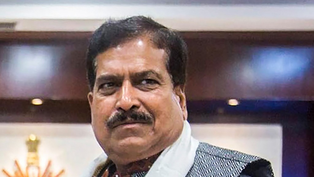 India ge reylu thakaa behey Minister Covid jehigen avahaara vehjje