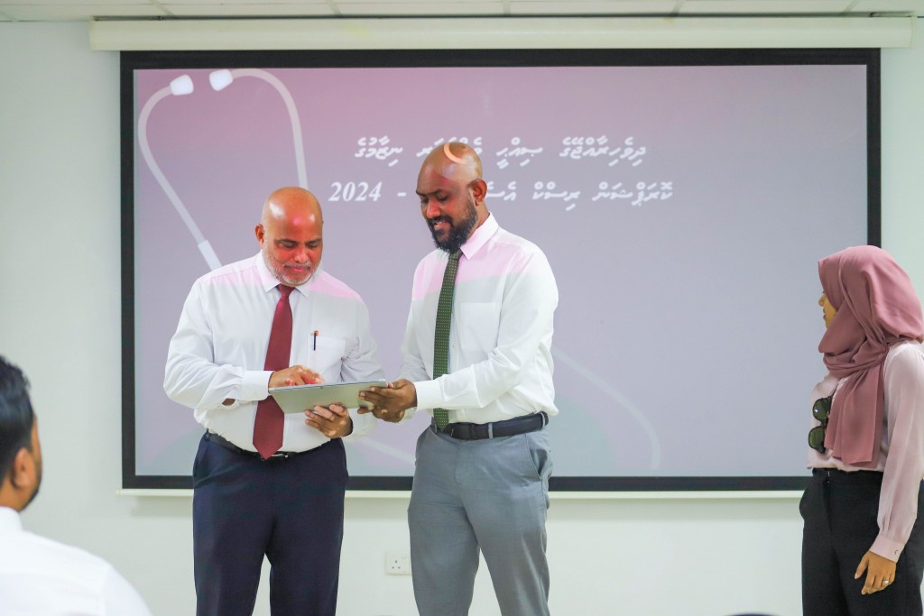 Sih'hee dhaairaa gai oiy siyaasee nufoozaai corruption huttuvumah islaahu thah genaumah ACC inn lafaa dheefi