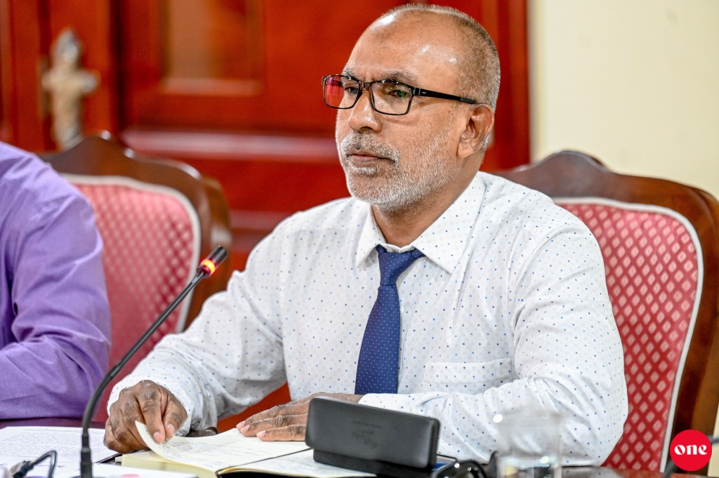 Zakaathu fund in 3 aharu therey beysfaruvaa ah 35 million rufiyaa haradhu koffin: Minister