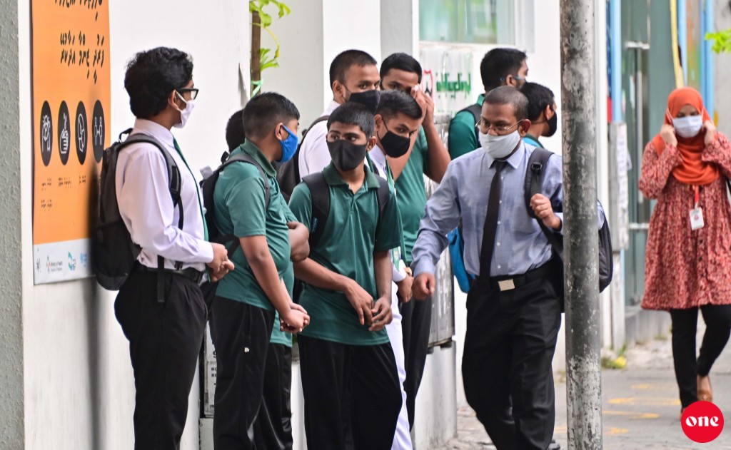 Hulhumale' gai alhaa school eh Arabiyyaa ah, vaguthee gothun dharivarun Izzudheen School ah