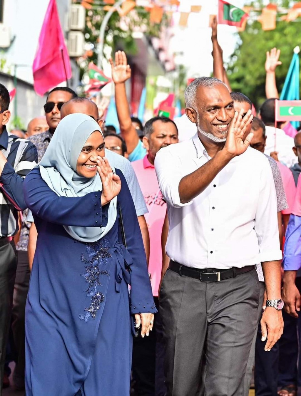 Gadi irakah 75 rufiyaa ge magun Saajidhaa aa eku contract hedhee fannee lafaa hoadhan: CSC