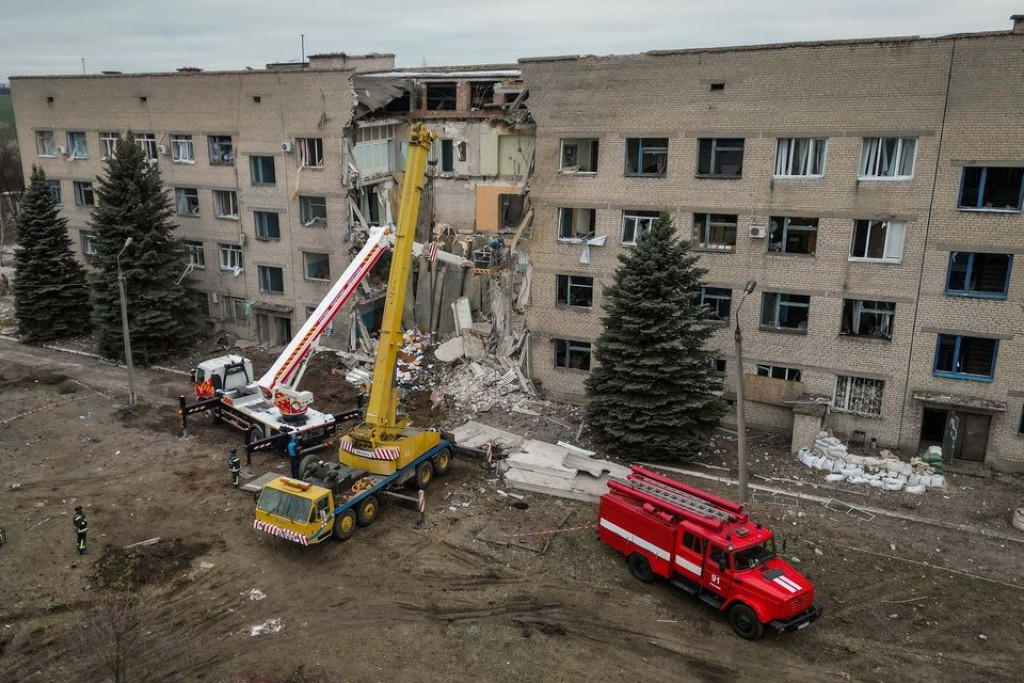 Hanguraama feshifahun Ukraine ge 10000 aanmun maruvehjje