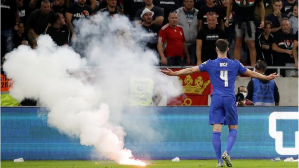Hungary supporter in naslee gothun dhimaakuri massala thakeh balanee