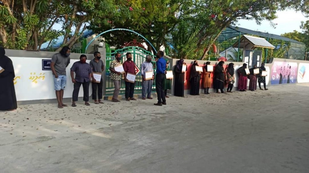 Belenivereen nukume Rinbudhoo School gai thalhu alhuvaifi, naasthaa gadi dhiya iruves dharivarun magumatheegai!
