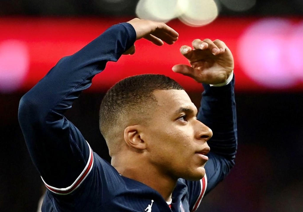 PSG, league negumaa gaathah