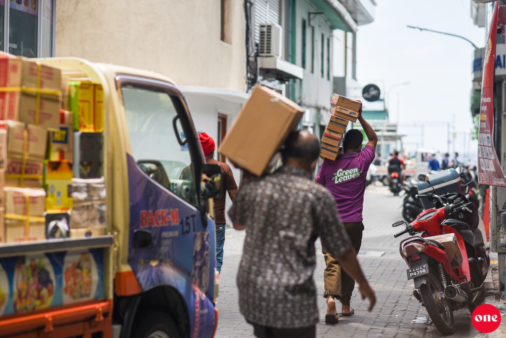 Pick up gai mudhaa ufulaairu gadi iraka 150-200 Rufiyaa ge ageh negey gothah gavaaidhu hadhaifi