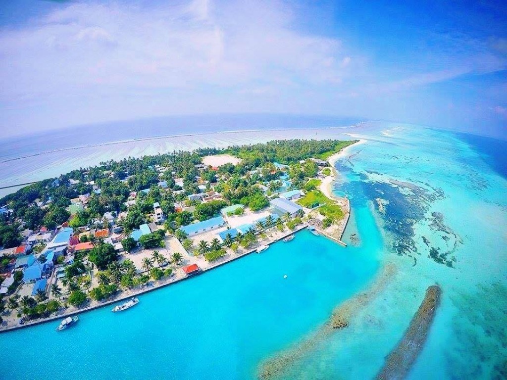 Fenfushi under lock down after random sample tests positive