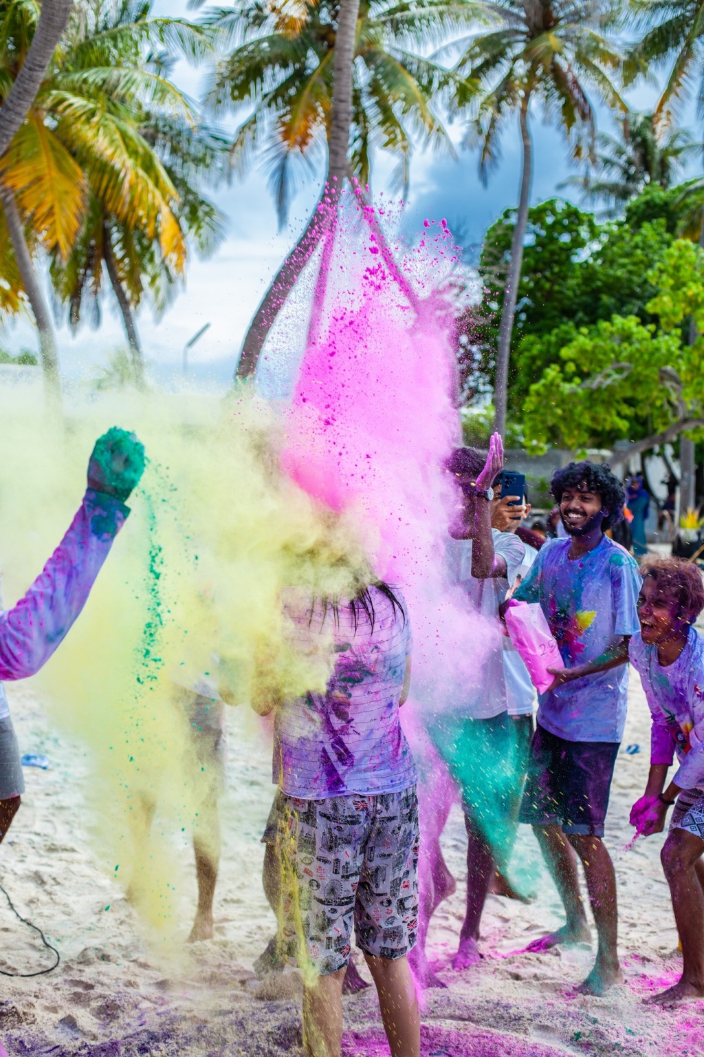 Foarigadha sagaafee Eid akah B. thayyaaru, avahah dhamaa hingaa!