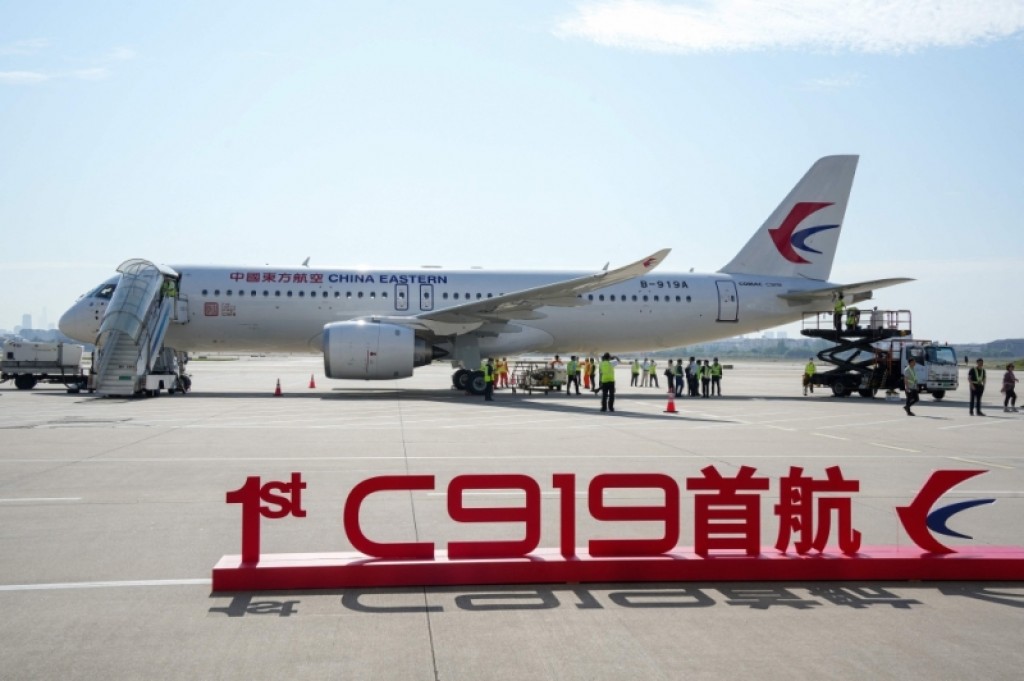 Chinage kunfunyakun ufehdhi flight dhathuruthakah thayyaruvanee