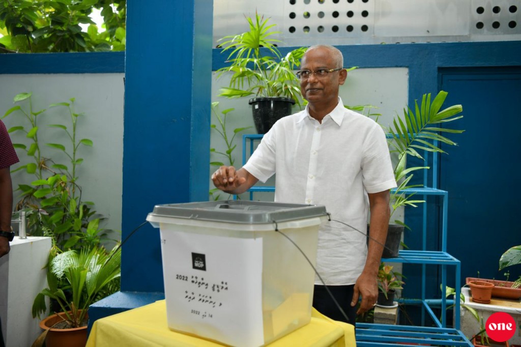 MDP Chairperson kamuge inthihaabugai Raees Solih vote lahvaifi