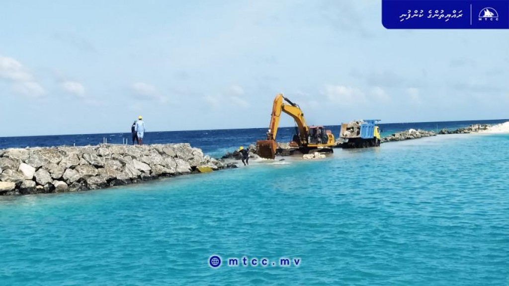 Hangnameedhoo bandharuge beyruthoshi lumuge masaikaiy fashaifi