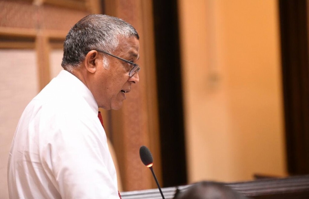 Alifusheegai Aairport hadhan nimmi sababah Minister Aslam javaabeh nudhevvi
