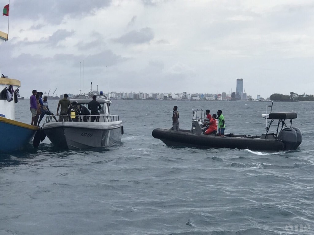 Man fell off fishing boat attacked by shark