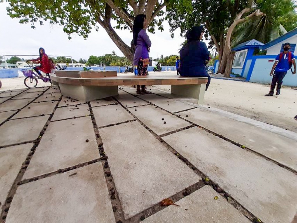 BML community fund in Kelaa School ah ''fini park eh'' hadhaifi
