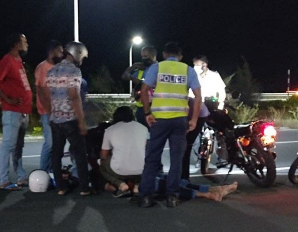 Highway gai Cycle kahaalai meehakah aniyaavejje
