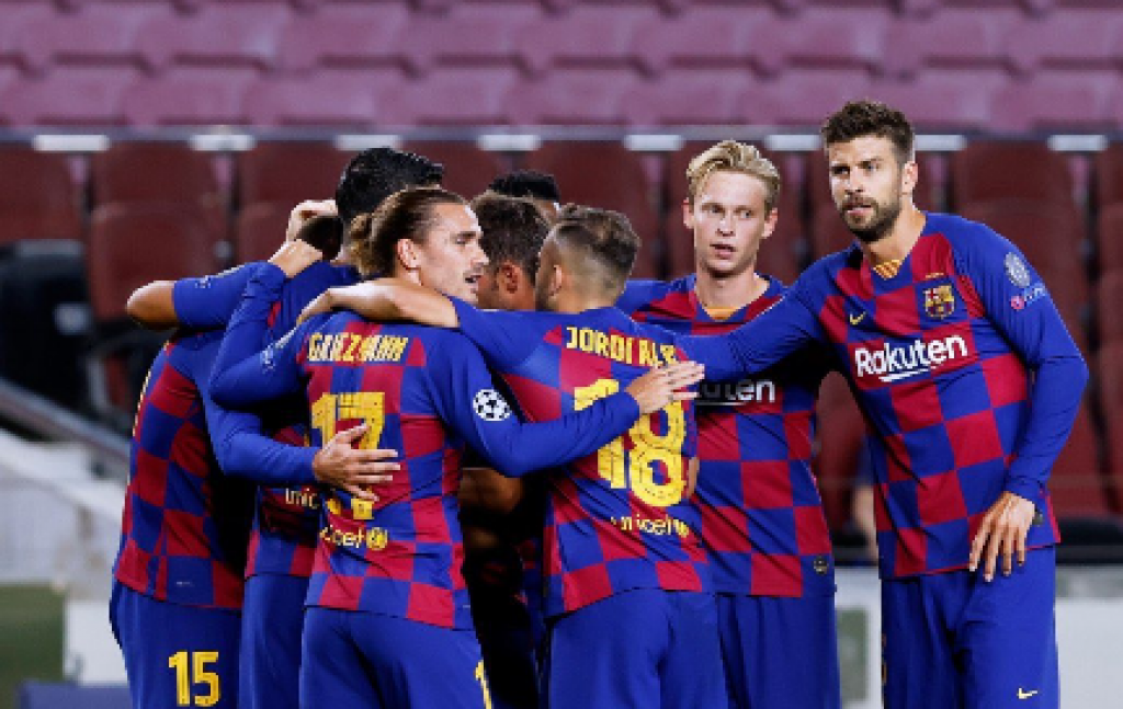Napoli balikoh Barcelona in quarter final in jaaga hoadhaifi