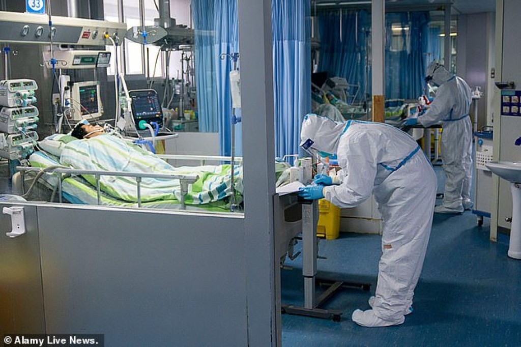 China goes into emergency mode as spread of Wuhan coronavirus accelerates