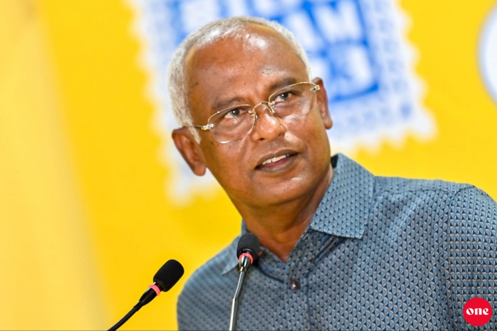 Barulamaanee nizaameh genaumah democrats in husha'halhaafa eh neiy: Raees