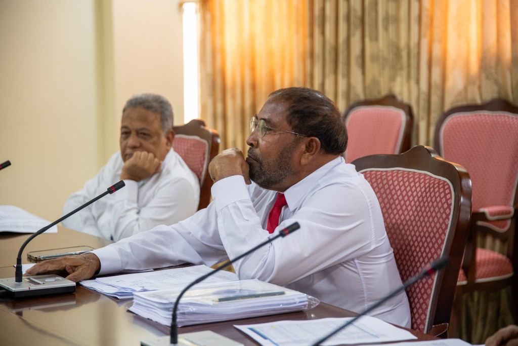 200 Million ge loanakah HDC ah sarukaarun guarantee dheefi