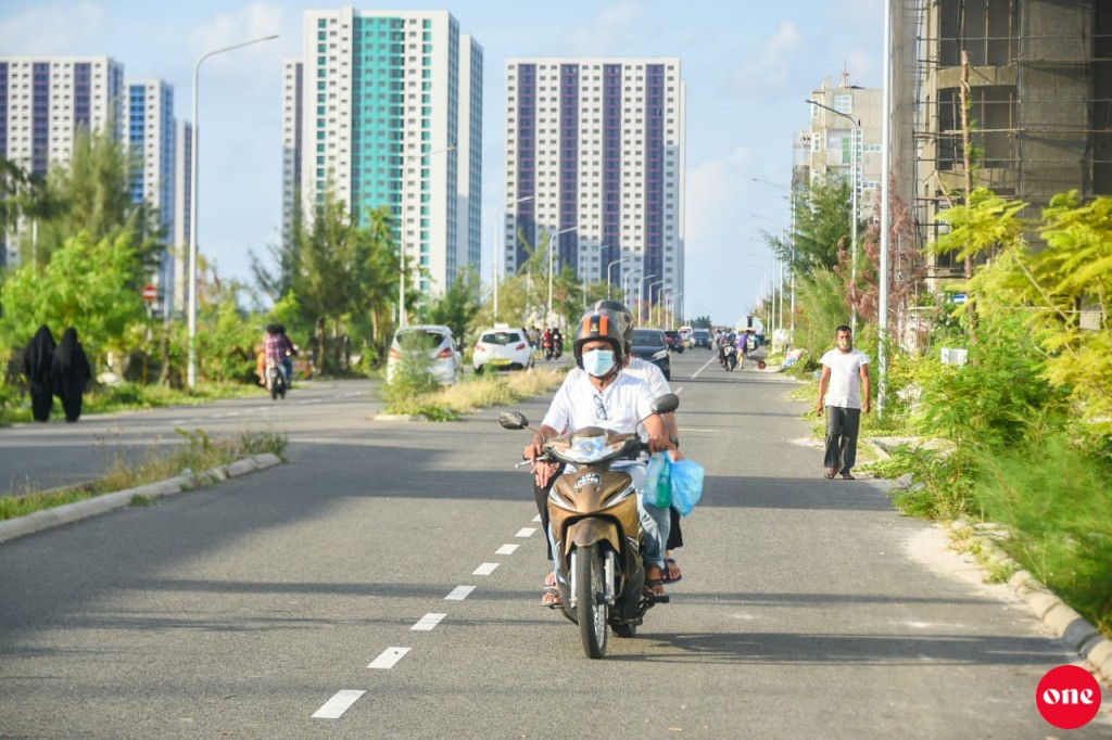 BREAKING: Hulhumale phase 2 inn 72 meehaku Covid ah positive vejje