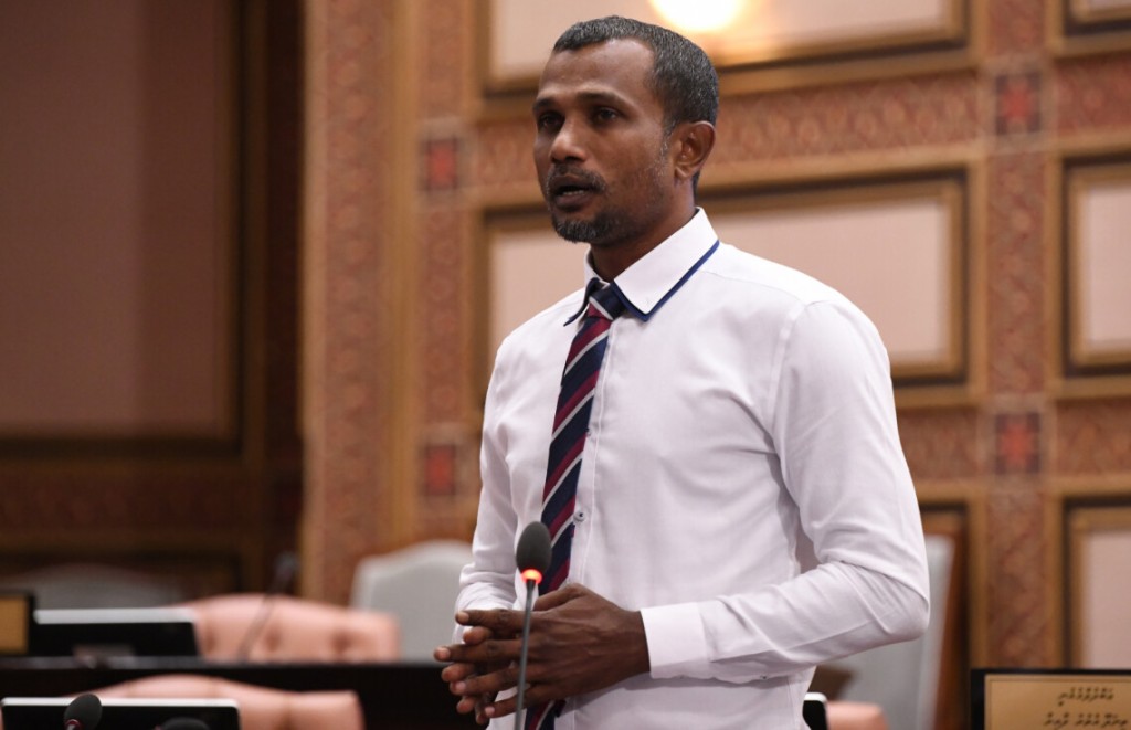 License nethi insurance kuraa faraaiythah 5 million in joorimanaa kuraa gothah bil husha halhanee