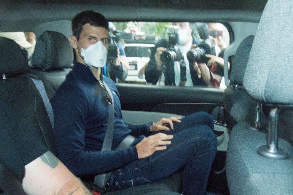 Djokovic ah mifaharu court in vee naakaamiyaabu, deport kollan angaifi