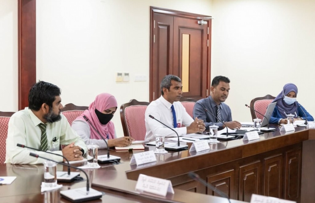 Budget gaivaa gothah kanthahthah  kuriyah nugosfinama ithuru 1 Billion dharani vedhaane: Auditor general
