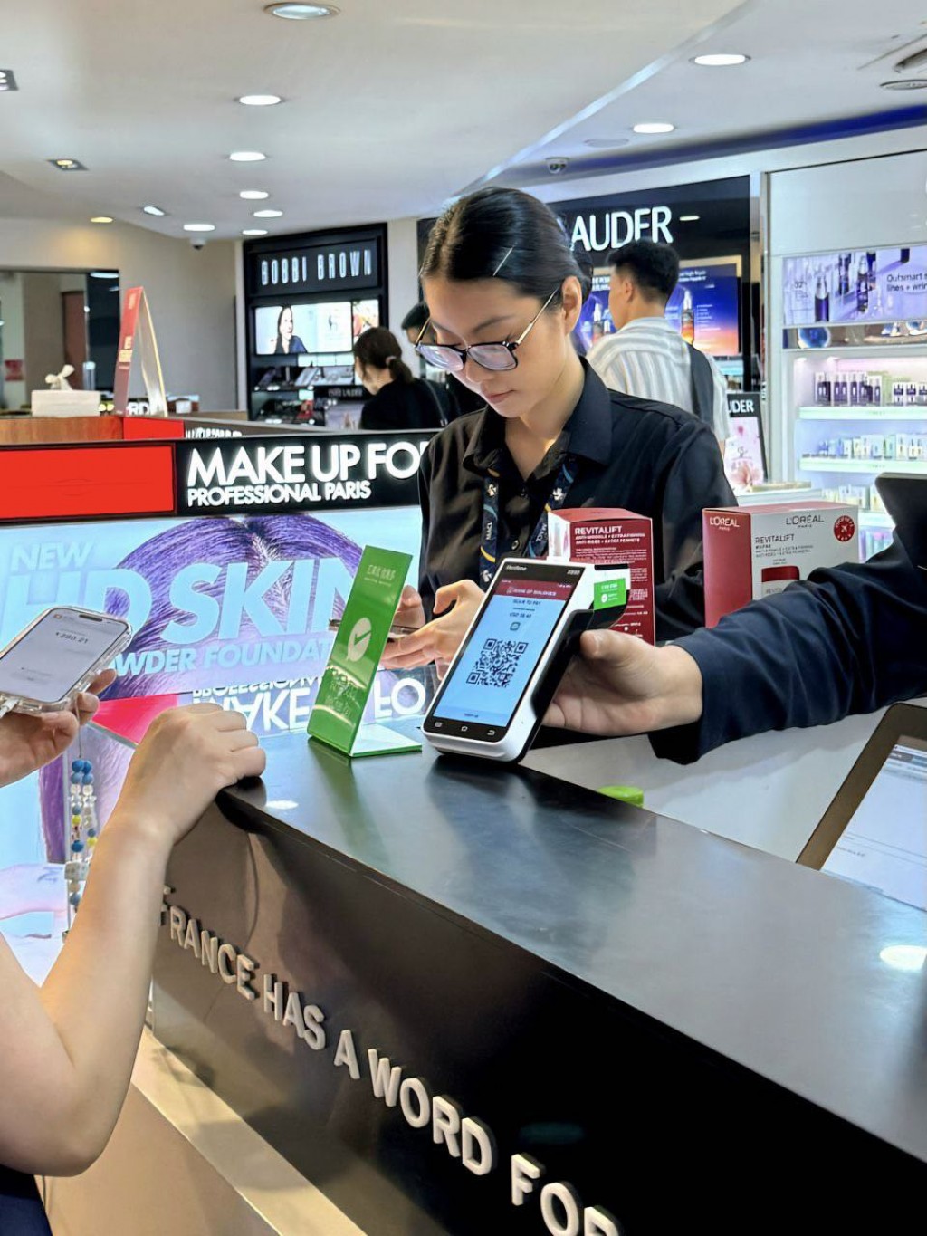 BML ge card machine thakun mihaaru WeChat pay beynun kureveyne