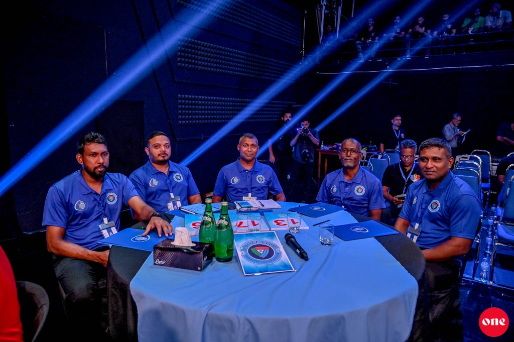 Kulhivaru thaareehuge furathama ''season draft'' aaeku volley team thakah kulhuntherin hamajassaifi