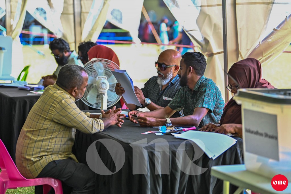 22 Sarahadheigai vote foshi nubehetteythee alun re-registry vaan hulhuvaalaifi