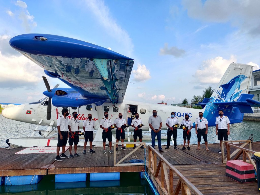 Vazeefa madhuvumun, Pilot kan kiyavan loan dhinee 10 dharivarun ah