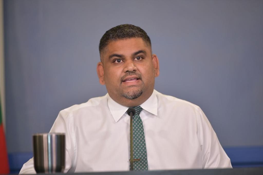 Kankan kuran konme raees akah dhe dhauru muhinmu: Mabrook