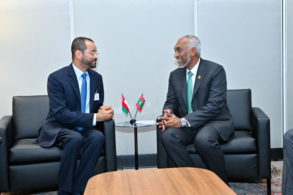 Raees Dr. Muiz Oman ge haarijee vazeeraa bahddhalhukurahvvaifi, tharahggeege agenda hissaakurevvi