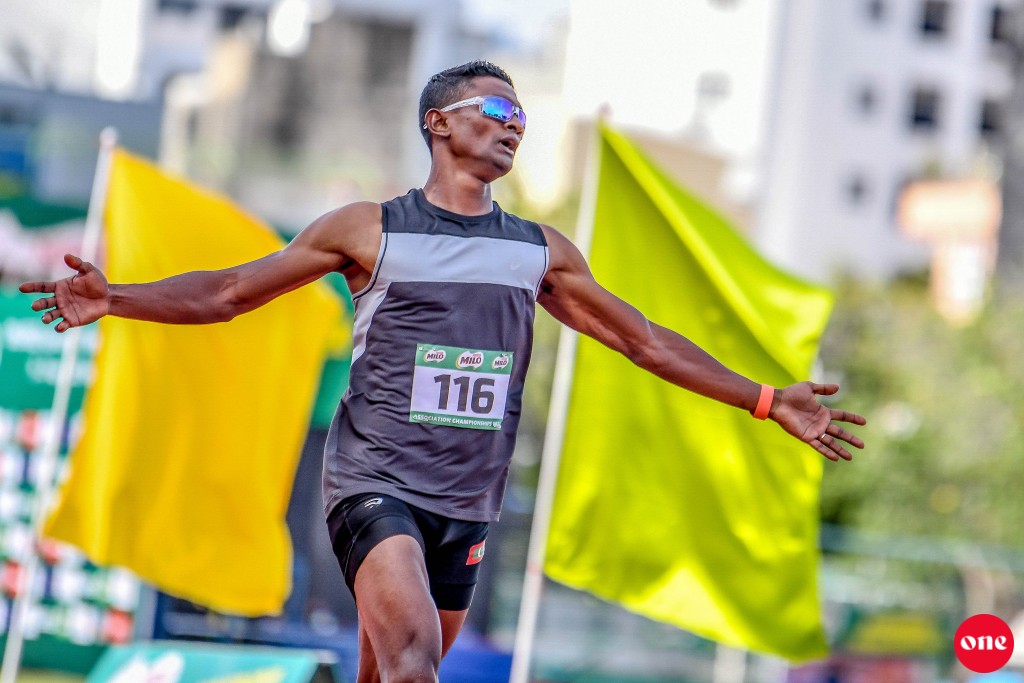 Saaid aai Ahuna ves feshee ranun, 5000 m negee Fazeel aai Nizmeena