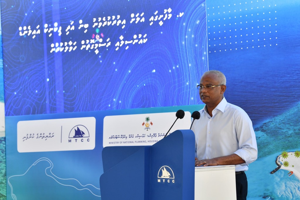 Raajjeyge guesthouse tourism akee dhuniye ah namoonaa eh: Raees