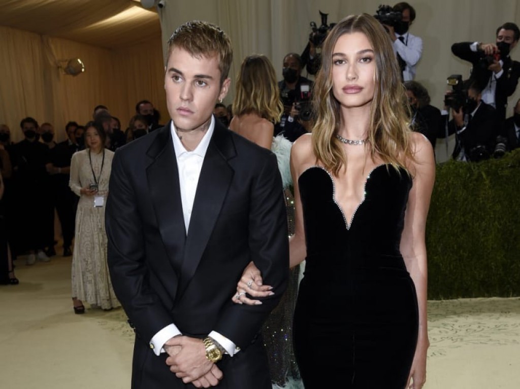 Justin Beiber and wife Hailey welcome baby boy