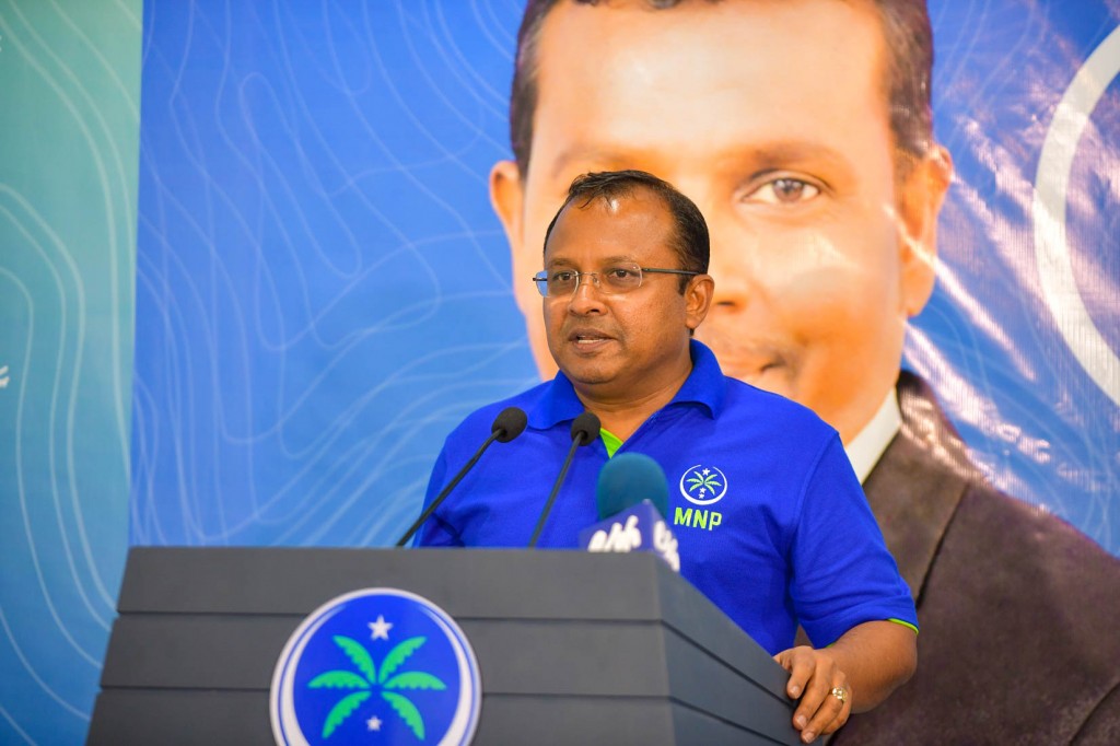 Fuluhun vote gunee kamah vidhaalhuve Yameen kurehvee furassaara: Riyaz