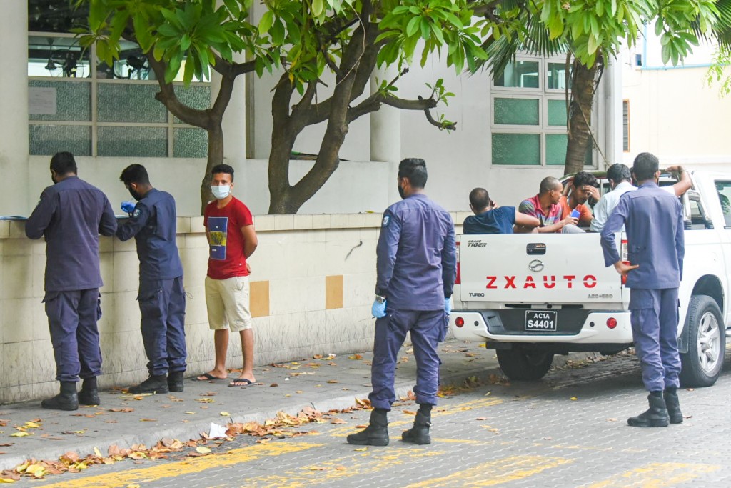 Meehaku hayyaru kuran ulhunu 6 fuluhaku Covid ah positive vejje