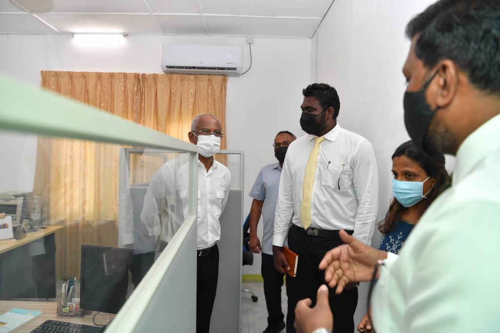 Raeeesge dheka'nbalun Kumundhoo sih'hee marukazaai schoolge haalathu ballavaalahvaifi